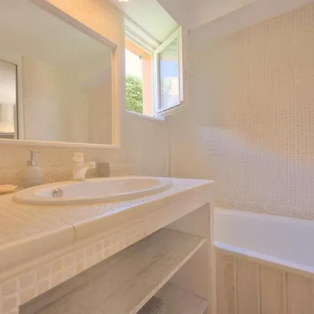 Cap Sur Le Soleil דירה